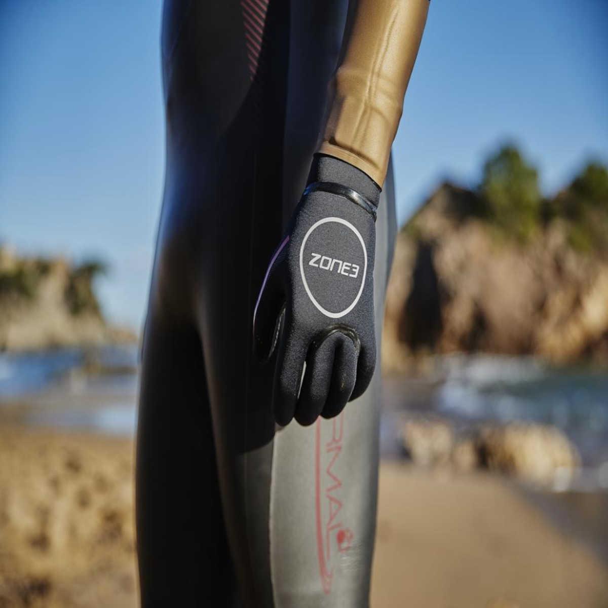 Zone3 Heat-Tech Neoprene Swim Gloves-548712