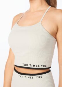 2XU Women's Engineered Longline Crop - Oatmeal