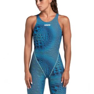 Front view of Arena Powerskin ST NEXT Caimano Limited Edition Openback Kneesuit - Abyss Caimano