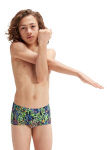 Speedo Boys 13 cm Allover Club Training Digital Brief - True Navy/Lumo Green/Fluo Tiger/True Cobalt/Fluo Arctic