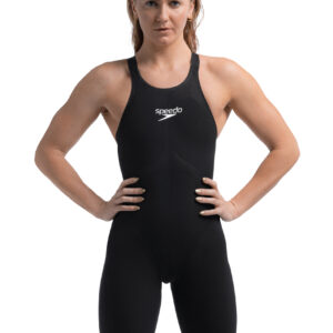 Lady with hands on hips wearing Speedo Fastskin LZR Pure Valor 2.0 Openback Kneeskin - Black -Front view