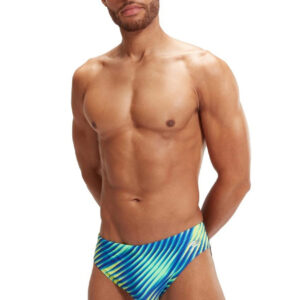 Model wearing Speedo Allover Digital 7 cm Brief - Blue / Cobalt