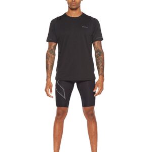 2XU Men's Light Speed Tech Tee - Black - Front view
